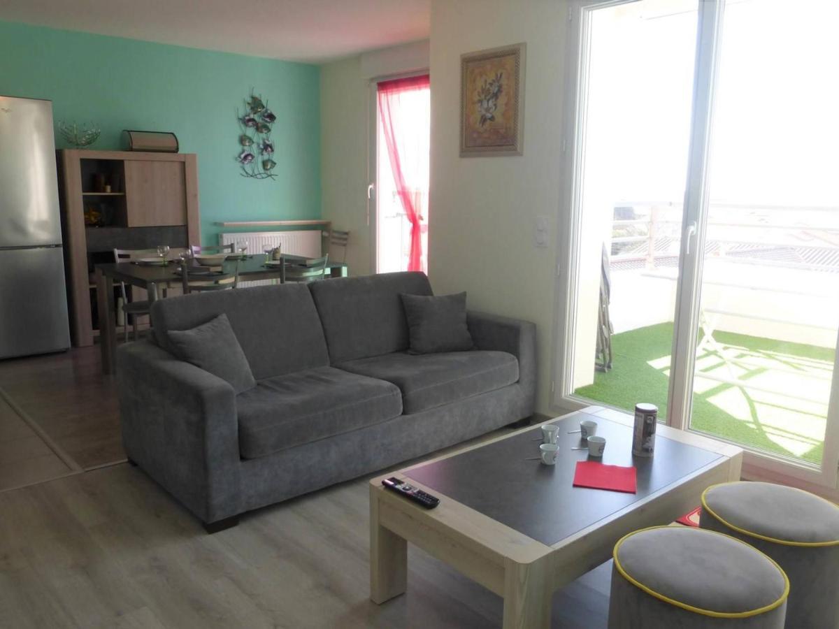 Appartement 2 Pieces Avec Balcon, Parking Et Proche Plage A Saint-Gilles-Croix-De-Vie - Fr-1-224-587 Exterior photo