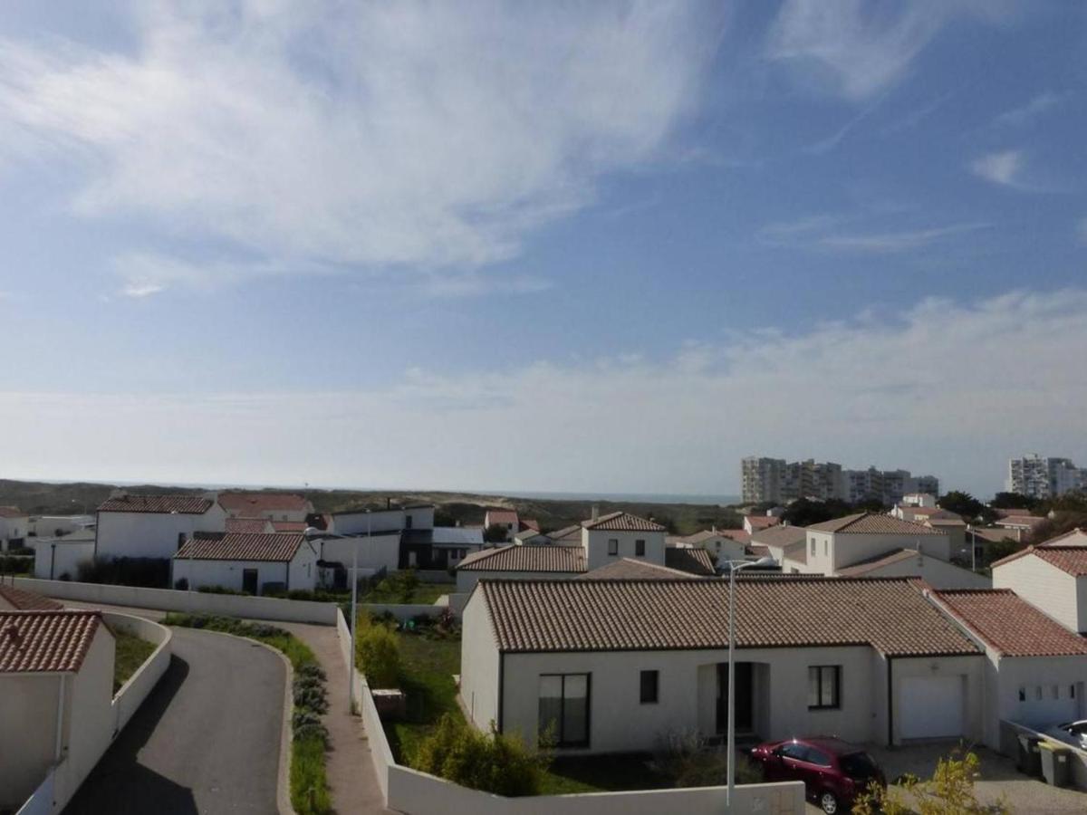 Appartement 2 Pieces Avec Balcon, Parking Et Proche Plage A Saint-Gilles-Croix-De-Vie - Fr-1-224-587 Exterior photo